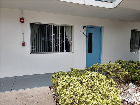 5th image of 8402 111th St APT 109