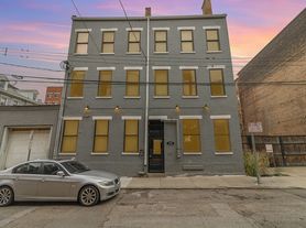 1328 Republic St, Cincinnati, OH