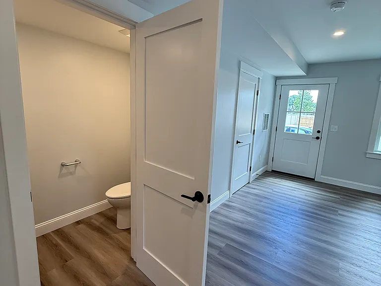 14A Academy St #D — Photo 3