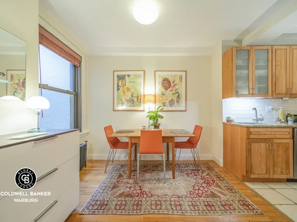 12 East 97th Street image 4 of 14