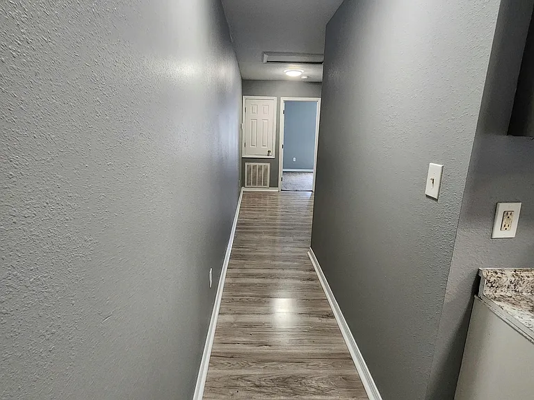 1804 18th Ave #B — Photo 2