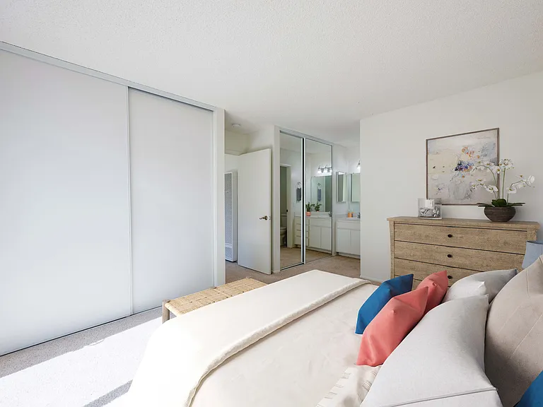 Oceanwood Apartments — Photo 8