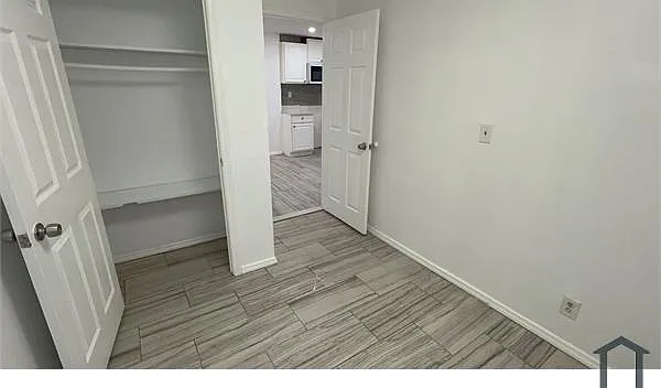 1124 Manor Ave #1 — Photo 6