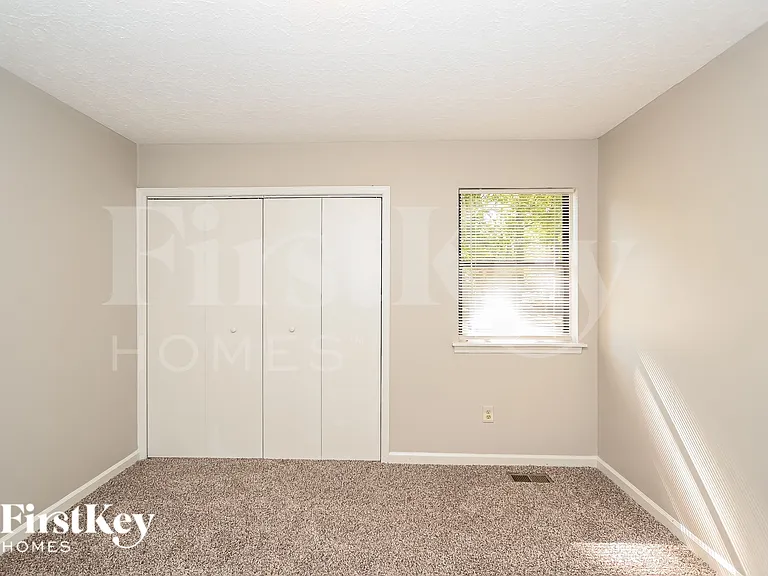 6829 Ivy Log Dr — Photo 14