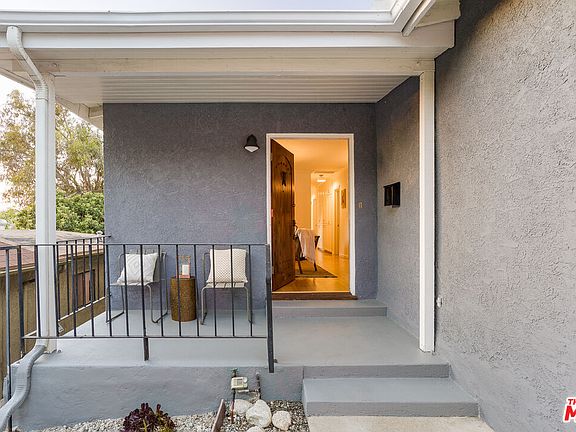 4th image of 551 Kendall Ave