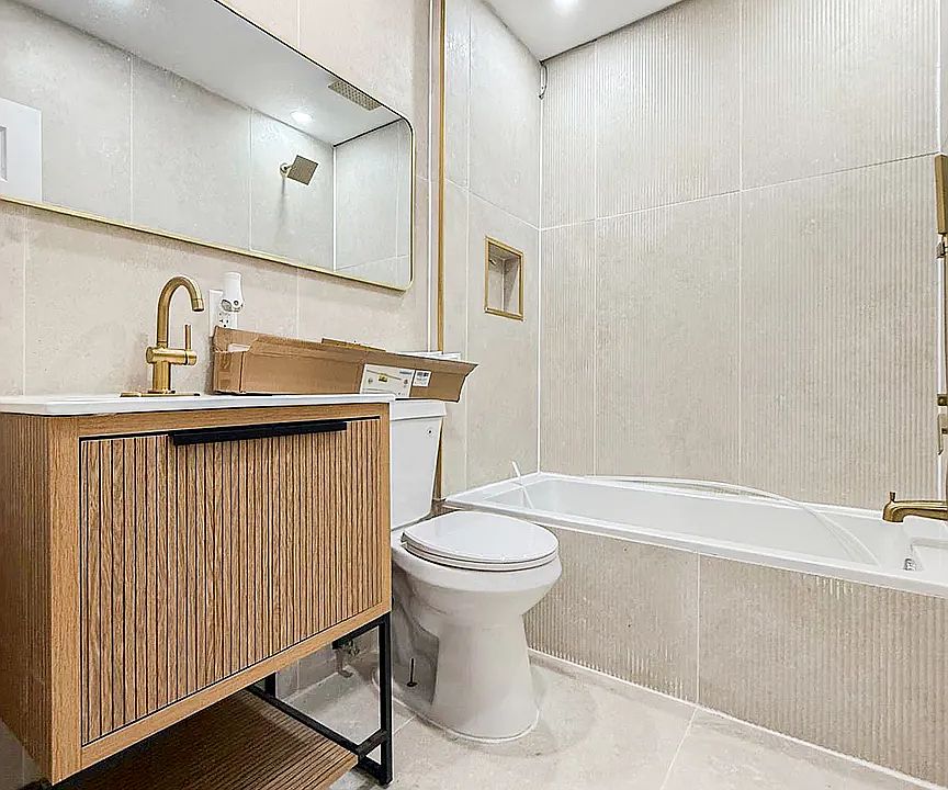 1st image of 82 Eldert St APT 2
