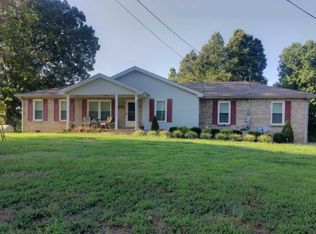 1967 Jim Kim Rd, Palmyra, TN 37142