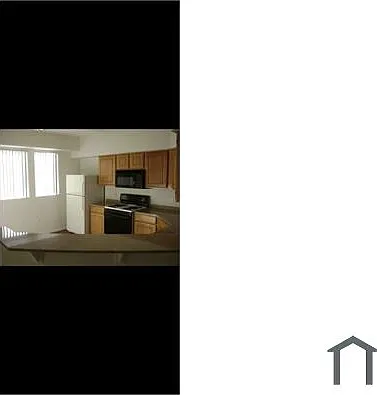 2 bed, $1,300 — Photo 3