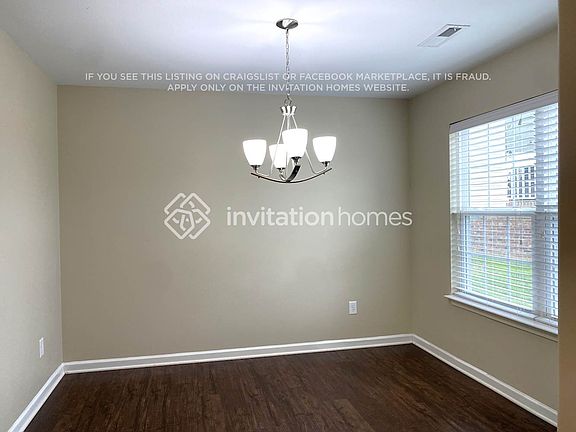 5th image of 544 Snooks Ct