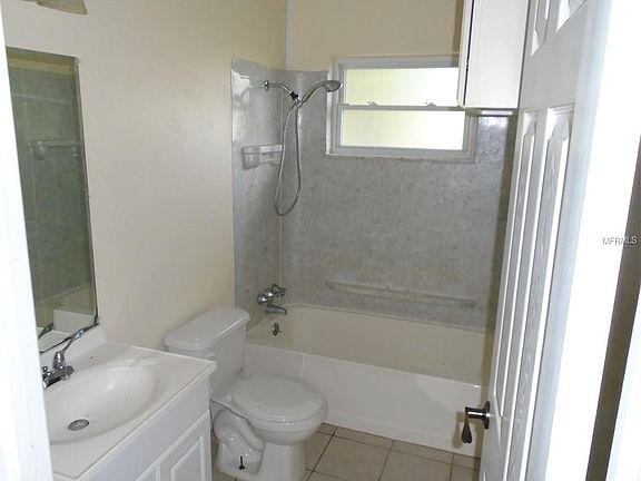 4th image of 903 Virginia Ave