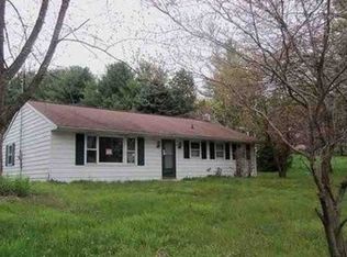 4055 N Rohrbaugh Rd, Seven Valleys, PA 17360