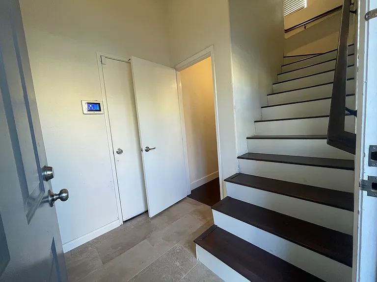 1356 Nicolette Ave #1412 — Photo 2