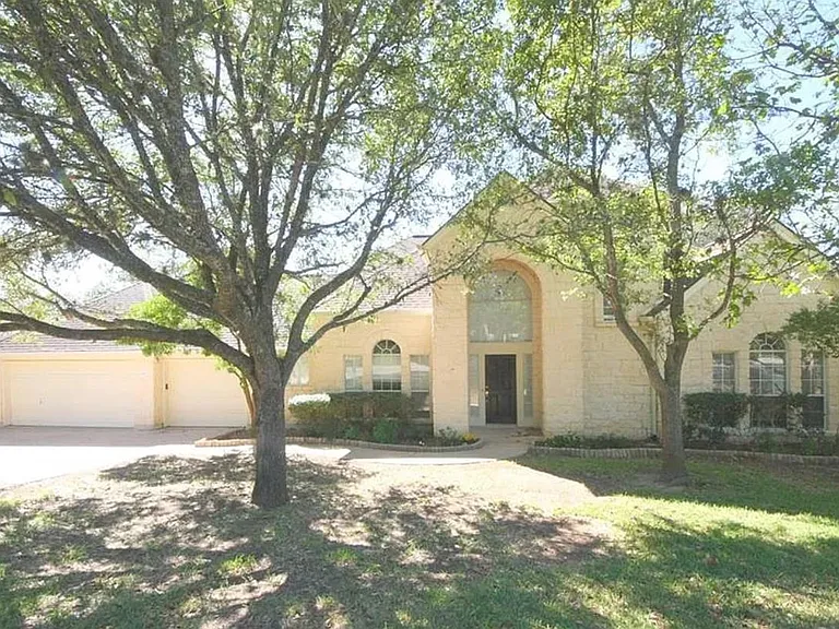 9405 Ashton Rdg — Photo 1