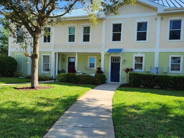 615 Founders Dr, Kissimmee, FL 34744