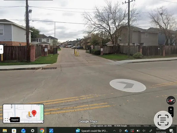 7050 Inwood Park Dr APT 15, Houston, TX 77088