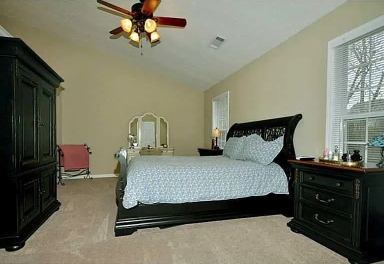 Main Bedroom