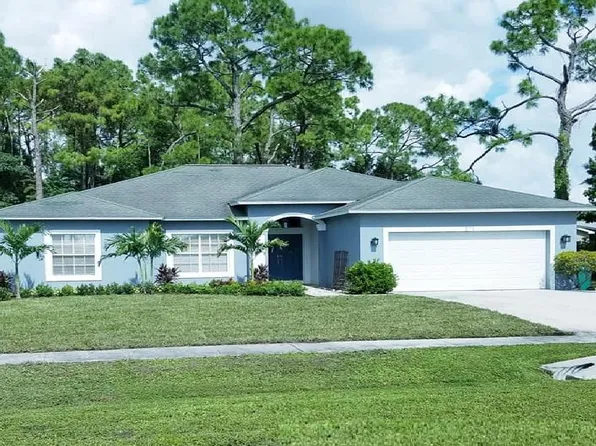 271 Madison Dr, Naples, FL 34110