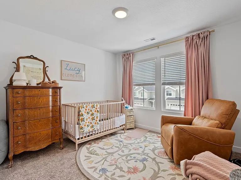 1323 S Raintree Ln — Photo 15