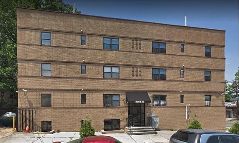 1st image of 969 18th Ave #201
