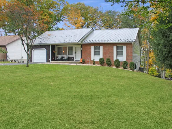 447 Bucco Reef Rd, Du Bois, PA 15801