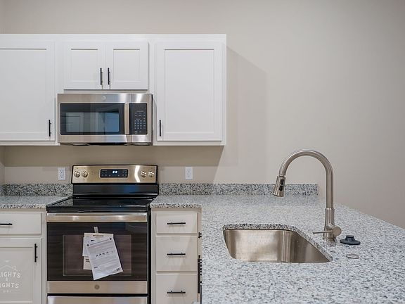5th image of 6137 Princess Ln