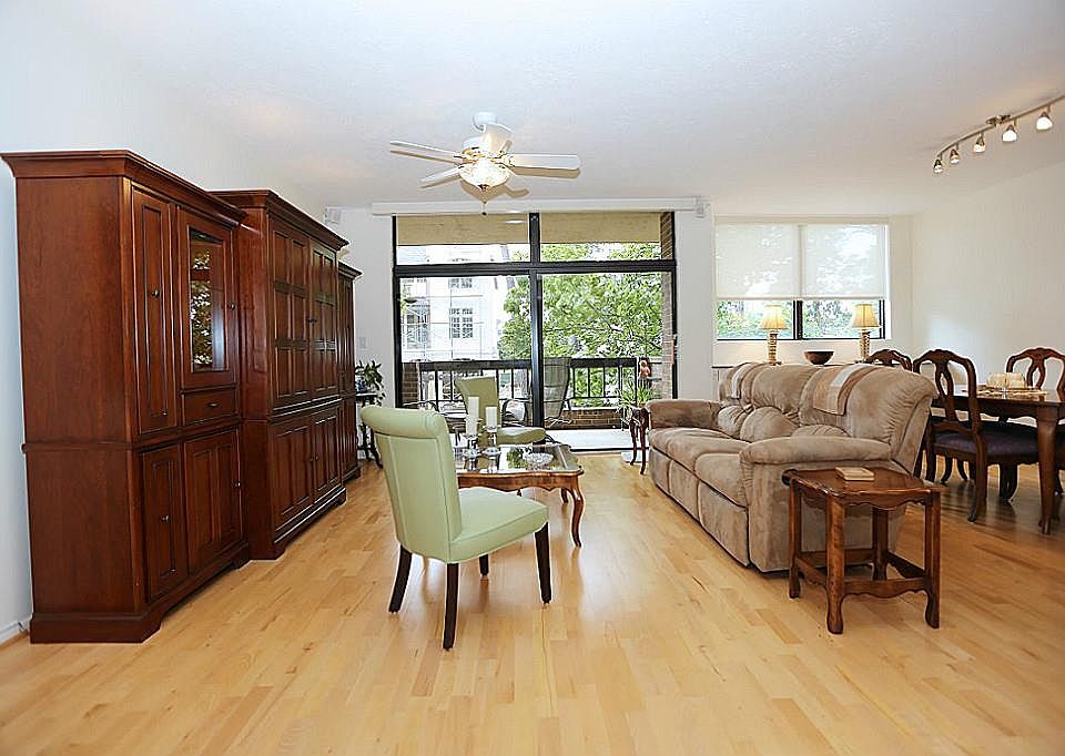 1st image of 21 Briar Hollow Ln Unit 207