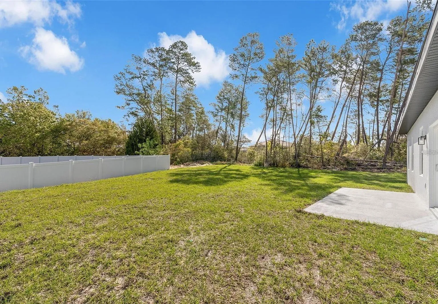 4 bed, 3.0 bath, 1865 sqft, $1,850 — Photo 2