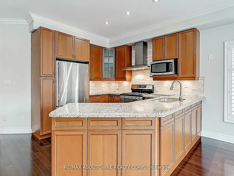 2415 Presquile Dr — Photo 11