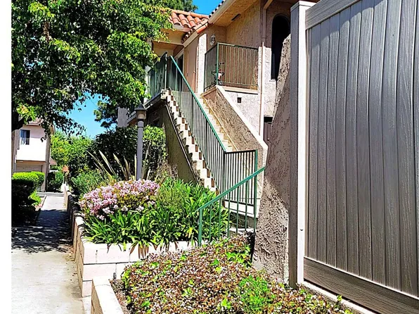 901 Las Lomas Dr #84, La Habra, CA 90631