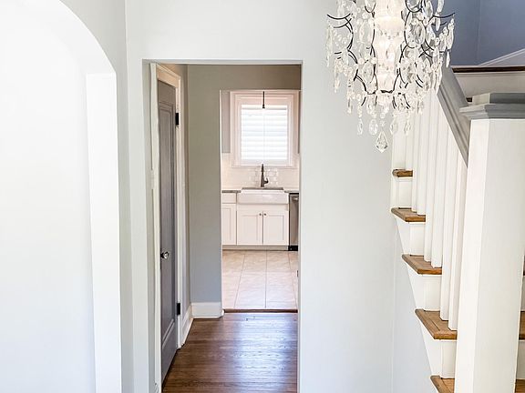 5th image of 515 Angenette Ave