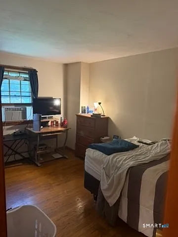 302 Berlin St — Photo 16