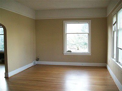 4th image of 7310 Latona Ave NE