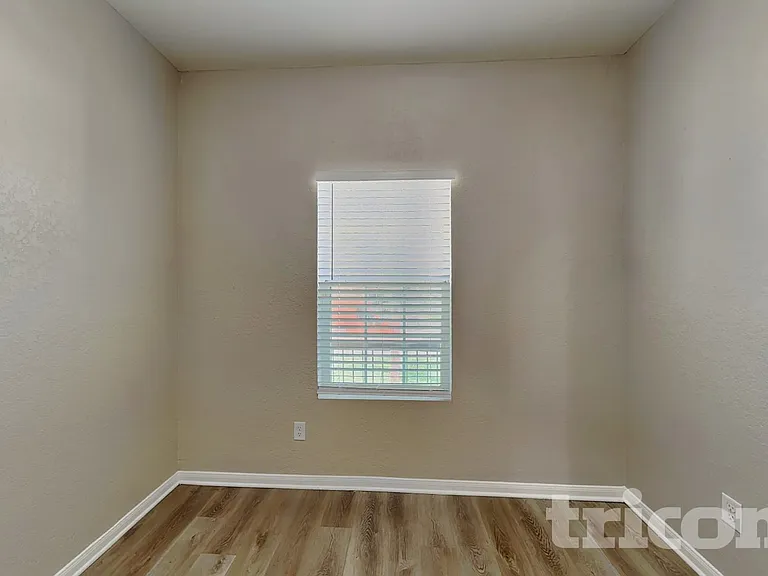 8819 Olmstead Park — Photo 15