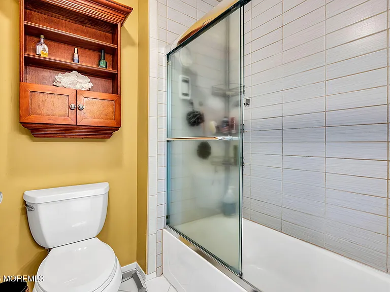 24 Parkside Dr — Photo 54