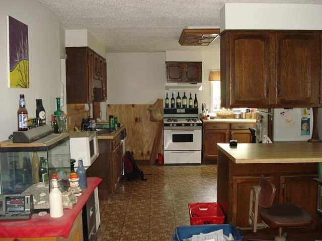2nd image of 35 Middletown Rd