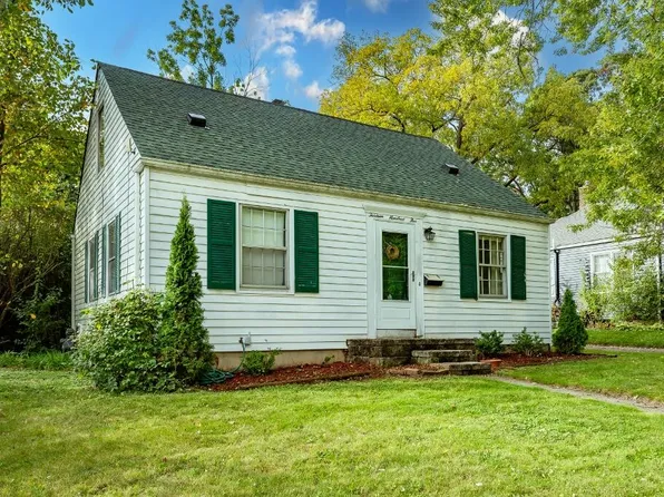 1305 Collegewood St, Ypsilanti, MI 48197