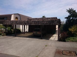 5216 21st Ave NE APT 3, Seattle, WA 98105
