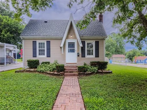 3660 Western Ave, Alton, IL 62002