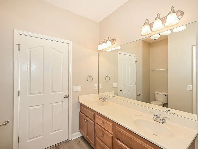 1448 Jeter Way — Photo 15