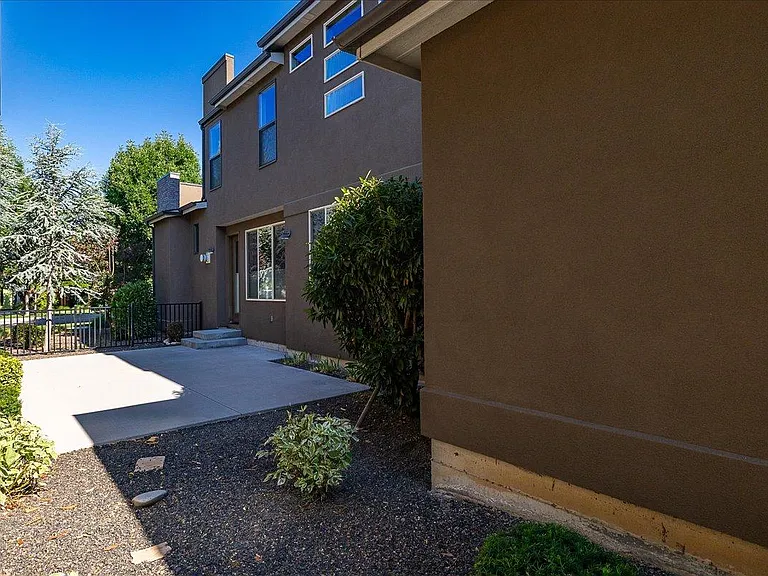 2758 S Honeycomb Way — Photo 8