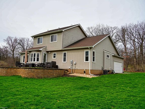 5th image of 66870 Campground Rd