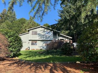 20881 2nd Pl SW, Normandy Park, WA 98166