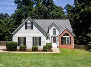 235 Bridgewater Ln, Newnan, GA 30265