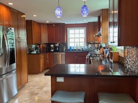 4th image of 1848 Baldridge Rd