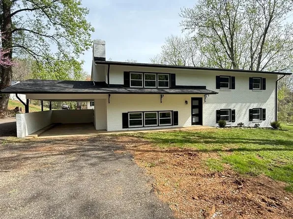 5388 Dumfries Rd, Warrenton, VA 20187