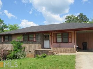 802 Chestnut Dr, Jackson, GA 30233