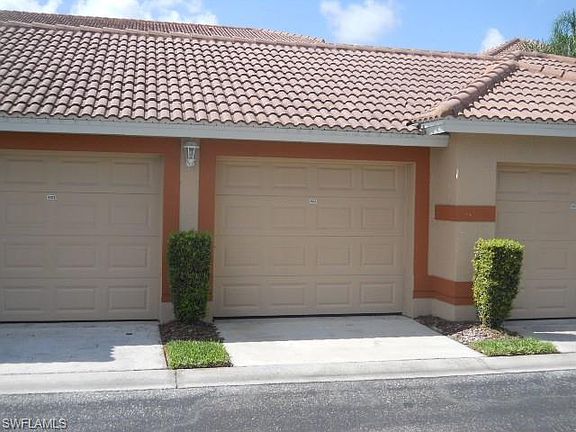 3rd image of 10527 Washingtonia Palm Way APT 4022