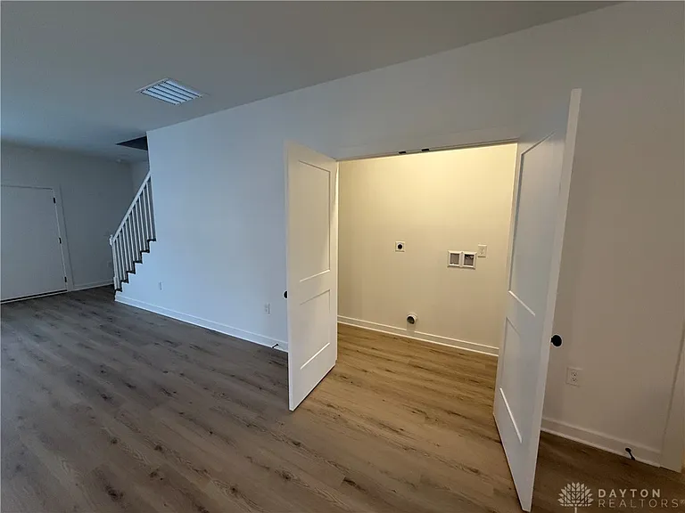 4815 Cornell St — Photo 9