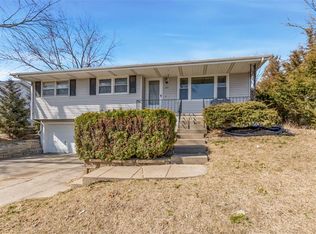 210 La Salle Dr SW, Cedar Rapids, IA 52404