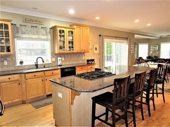 5th image of 8412 Prestwick Dr